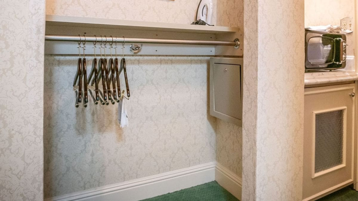 Hanger and shelf- ADA